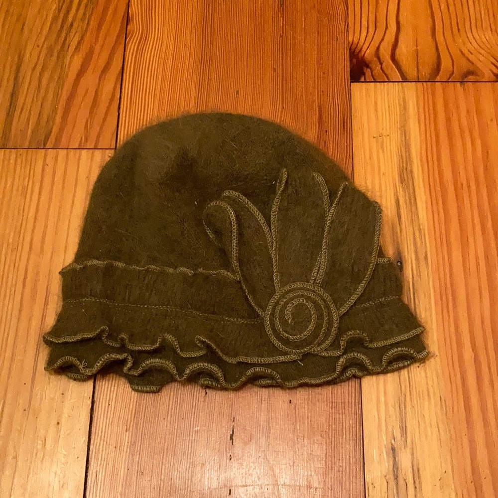 Angora olive green bucket hat with flower